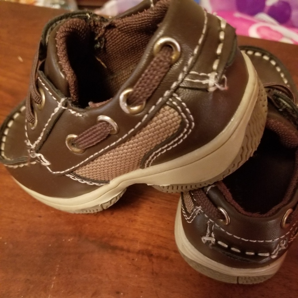 Toddler shoes